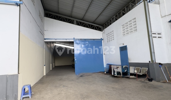 Warehouse for Rent Ready to Use in the Premium Area of Benda, Tangerang Warehouse for Rent Ready to Use in the Premium Area of Benda, Tangerang