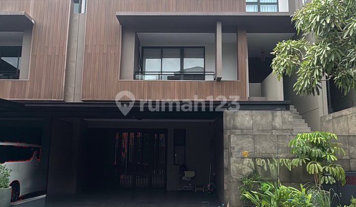 Dijual Rumah Mewah di Cluster Exclusive The Zora BSD