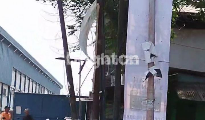 GUDANG DI  JURUMUDI TANGERANG DEKAT JALAN RAYA BISA KONTAINER 40F