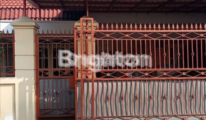 HOUSE IN CITRA GARDEN 1 KALIDERES, LARGE AND BEAUTIFUL, READY TO OCCUPY