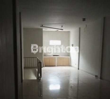 Di Sewakan Ruko 3 Lantai Di Jurang Mangu, Pondok Aren , Tangerang Selatan 