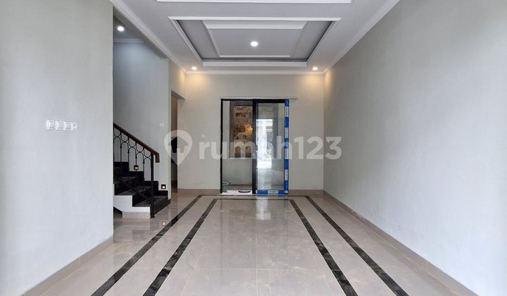 Rumah 2 Lantai Dekat Lrt Harjamukti Depok. Harga 1.5 Milyar 2