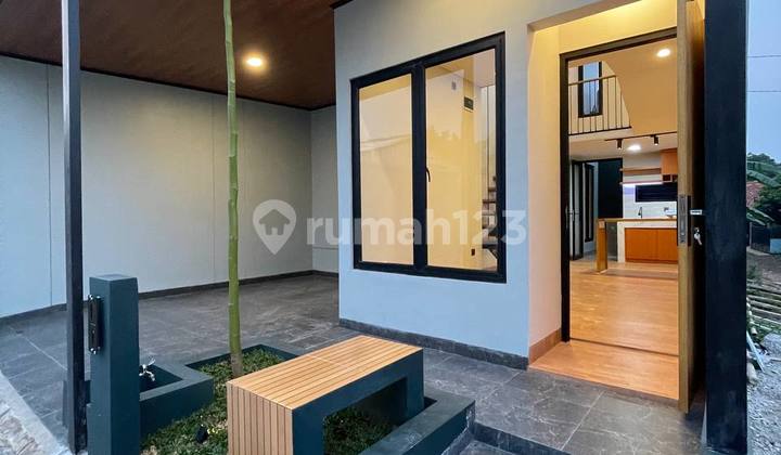 Japanese House in Depok 1.5 Floors 3 Bedrooms 2 Bedrooms Only 600 Million 2