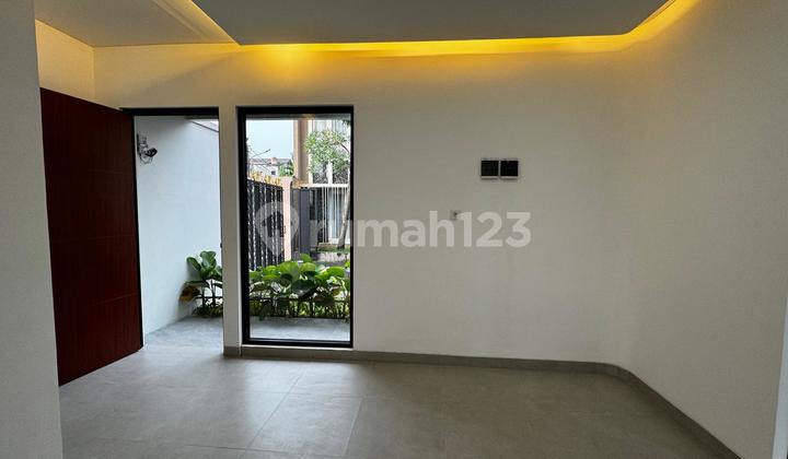 Rumah Pondok Cabe 2 Lantai 4 Kamar Tidur Harga 1.75 Milyar 2