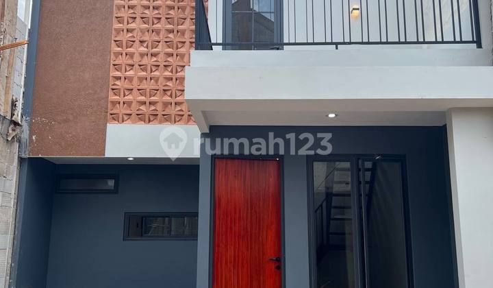Rumah 1.5 Lantai 700jtan Mezzanin Rooftop Di Bojongsari Depok