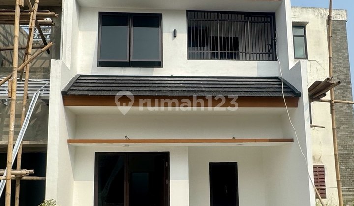 Rumah 2 Lantai 700 Jutaan di Pengasinan, Sawangan, Depok