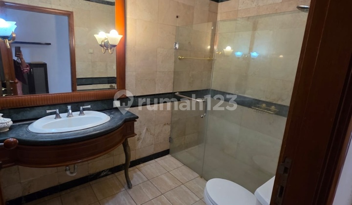 Disewakan Apartemen Sommerset Grand Jakarta Selatan Murah 2