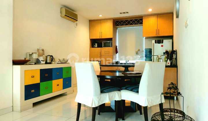 Town House Bagus Cipete Shm  2