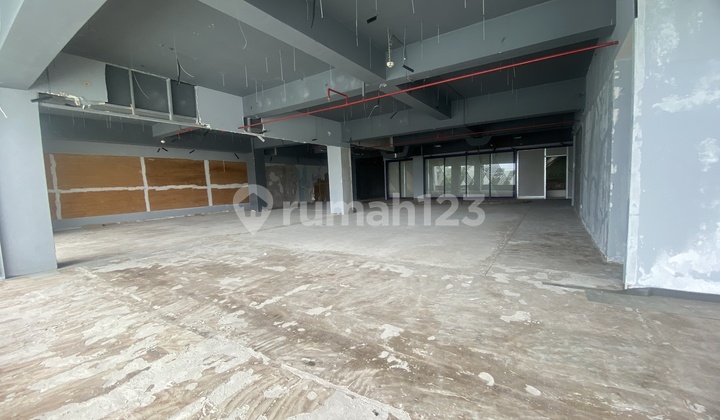 Suitable Room for Chiropractic Clinic