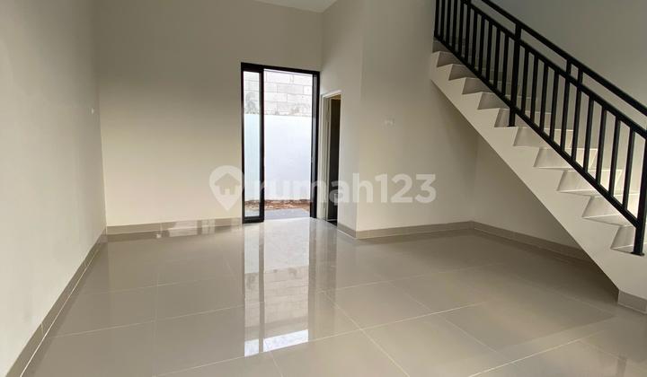 Rumah Mewah 2lantai Dekat Kampus Undip 2