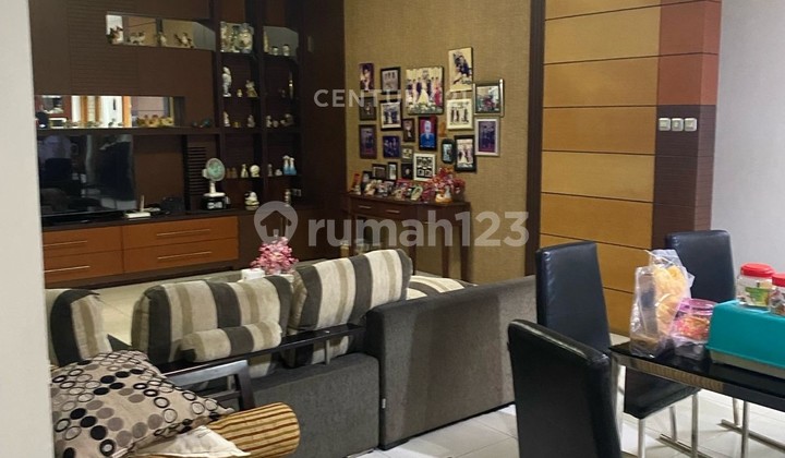 For Sale Serene House in Setraduta Area, Bandung 2