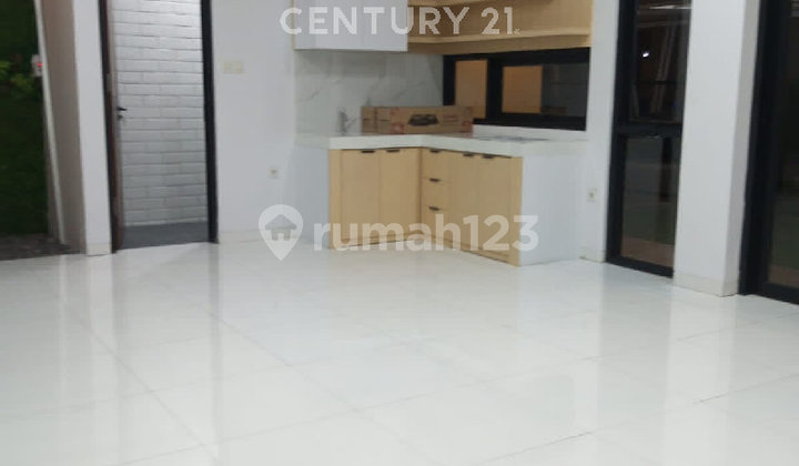 For Sale New House Leuwisari Position Hook Semi Furnish