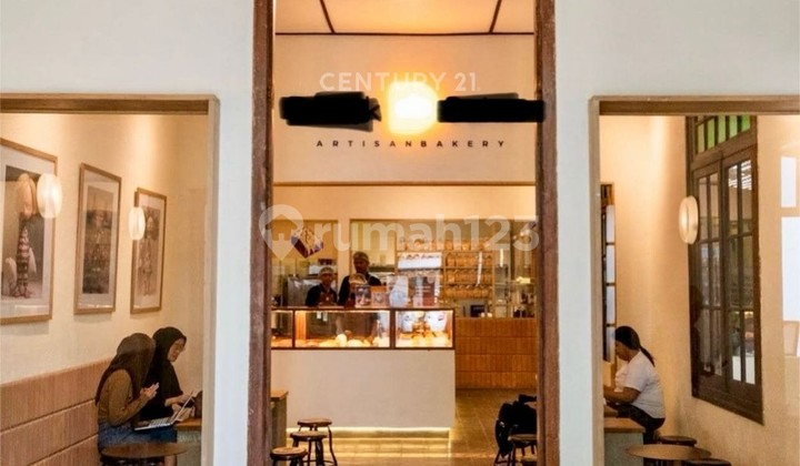 Rumah Klasik Cocok untuk Tempat Usaha di Panaitan Rumah Klasik Cocok untuk Tempat Usaha di Panaitan