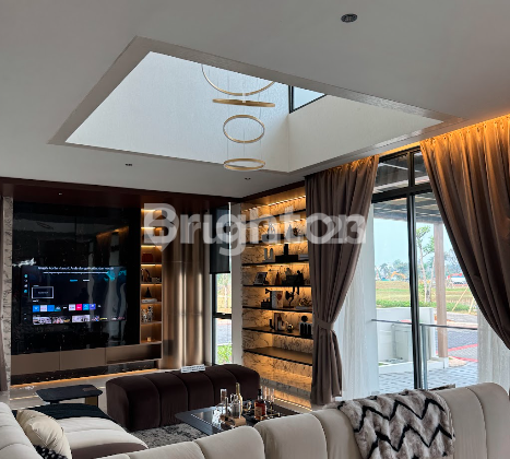 Hunian Eksklusif dengan Nuansa Resor yang Mewah 2