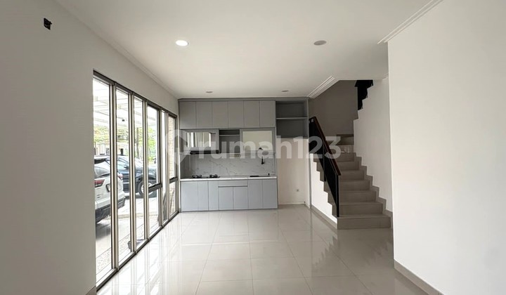 Springville House PIK 2 8x10 3+1KT Semi Furnished Prime Location