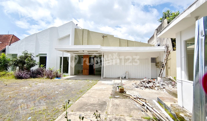 House for Business in Raya Langsep, Row of Wide and Strategic Roads 2