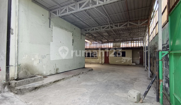 Warehouse For Rent In Industrial Estate With Wide Access Warehouse For Rent In Industrial Estate With Wide Access