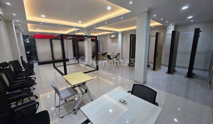 RUKO GANDENG!! Daan Mogot Baru 3,5 lantai Luas 400m2 1