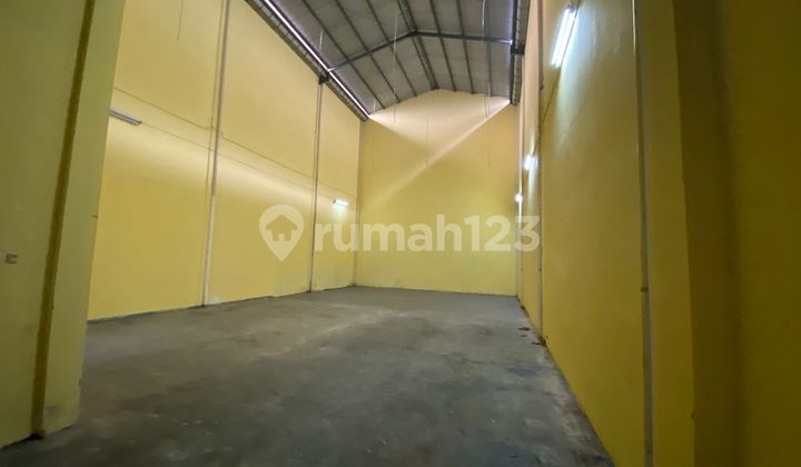 Sewa Gudang Elang Laut Luas 10X22,5 Office 3 Lantai