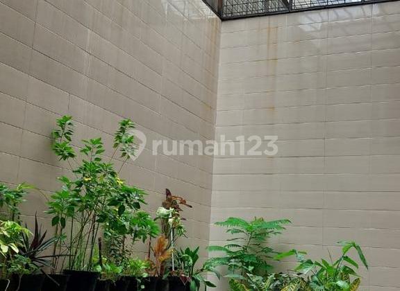 Besar Murah!! Rumah Citra 2 Luas 280m2 2 Lantai 2
