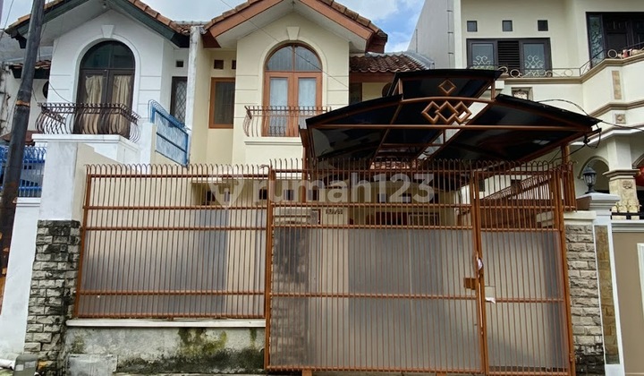 Siap Huni!! Sewa Rumah Taman Palem Lestari 2 Lantai Luas 90M2