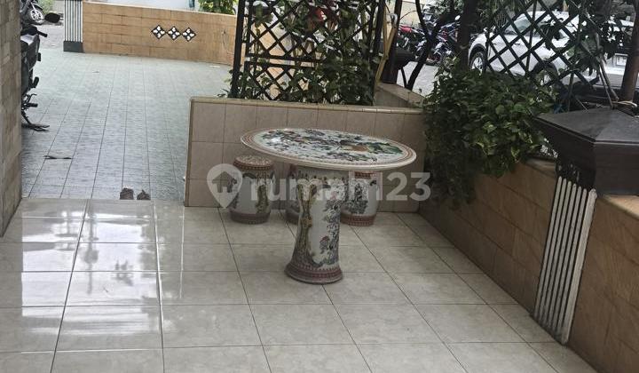 RUMAH BAGUS!! Rumah Mutiara Taman Palem 2 lantai Luas 195m2 Hoek 2