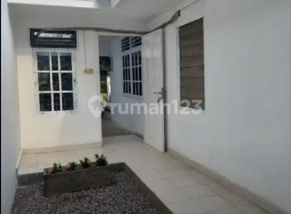 For Sale Quick 1-Story House in Ciledug 2