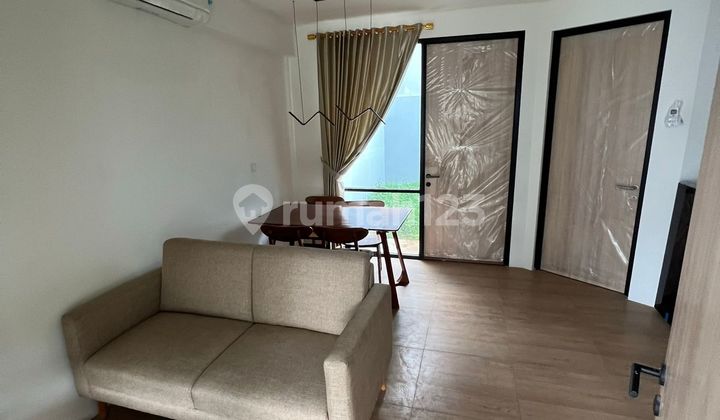 Rumah 2 Lantai Riverside Lippo Cikarang 2