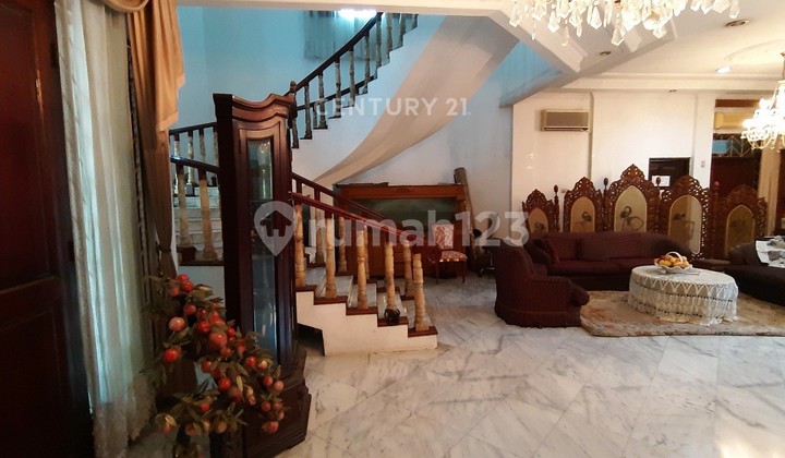 Rumah Asri dan Nyaman di Jalan Nusa Indah Cipinang Jakarta Timur