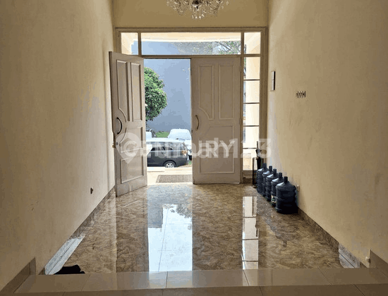 Rumah Florence Pik Furnished 2,5 Lantai Hadap Utara Jakarta Utara