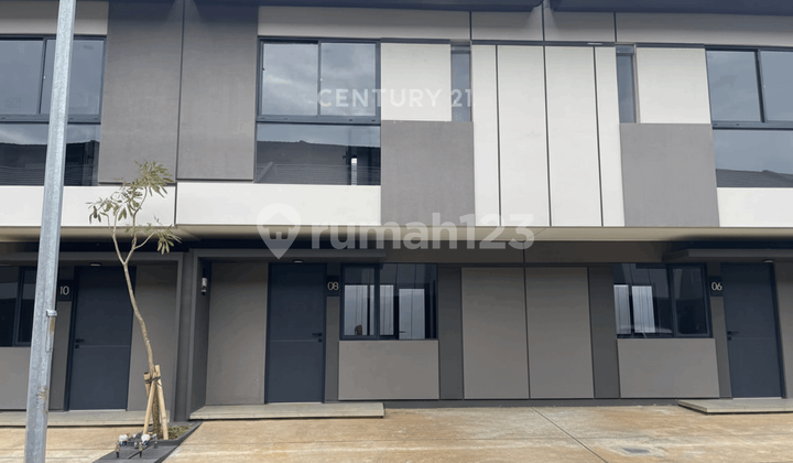 Cool Minimalist 2-Story House, Park Serpong Tangerang