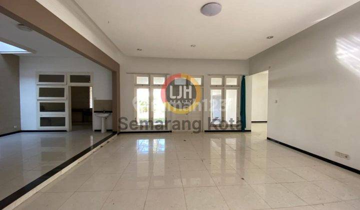 Rumah di jalan Taman Maluku 1