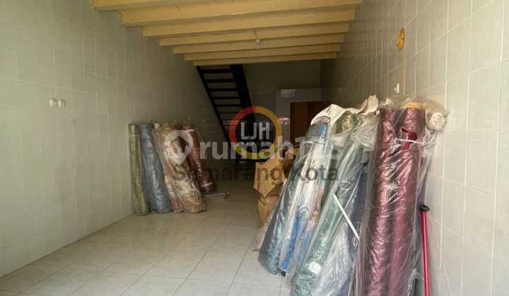 Ruko siap pakai di Gang Baru 1