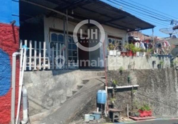 House in the Cinde Area 1