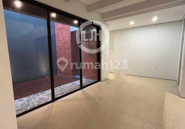 Rumah mewah di Telaga Bodas Cluster 1