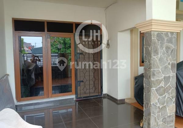 Rumah Siap Huni di Jalan Jaten Raya 1