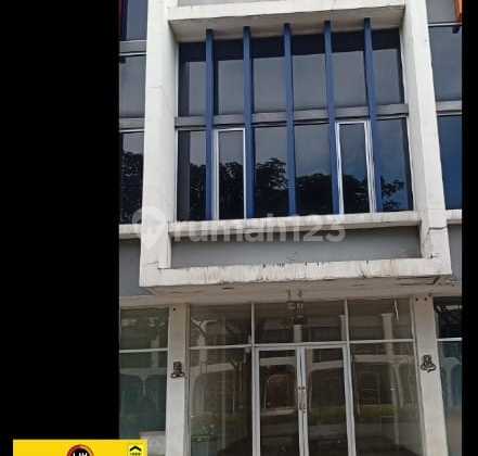 Shop House for Rent Flood-Free and Strategic 2