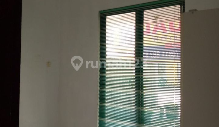 Dijual Rumah Di Wilayah Yang Tenang Dengan Pemandangan Perkotaan 2