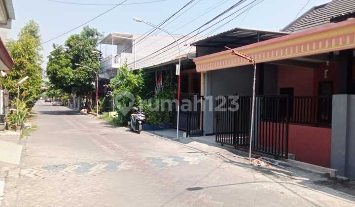 Rumah Support KPR Lokasi Strategi di Pusat Kota Sidoarjo Rumah Support KPR Lokasi Strategi di Pusat Kota Sidoarjo