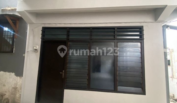 Kost 4 Lantai di Pusat Kota Surabaya