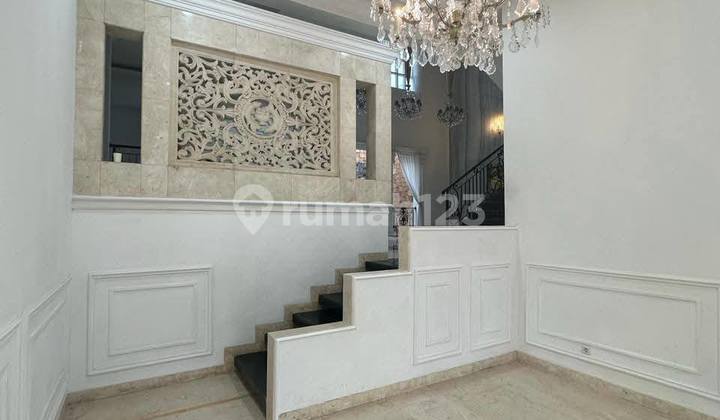 FOR SALE PONDOK INDAH LUXURY HOUSE WITH SWIMMING POOL WALKING DISTANCE TO PIM 2 WIDE FRONT ROAD 2