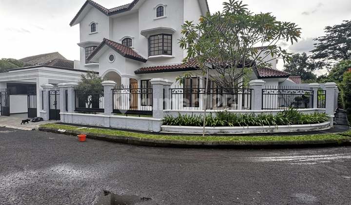 RUMAH LUXURY KOMPLEK VILLA DELIMA LEBAK BULUS S.POOL SIAP HUNI TURUN HARGA 