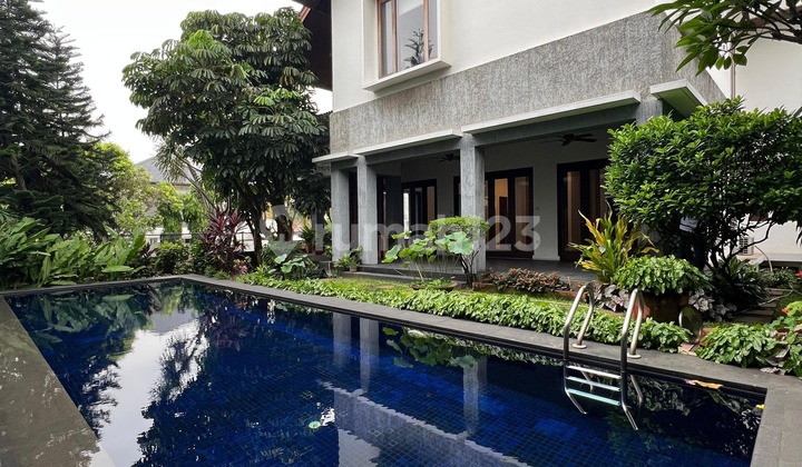 FOR SALE PONDOK INDAH GREEN AREA LUXURY HOUSE WITH SWIMMING POOL READY TO OCCUPY