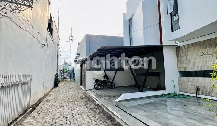 Rumah Baru Jakarta Sangat Strategis 2