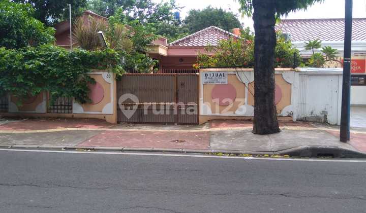 Rumah 563 M2 Pinggir Jalan Pulomas Cocok Investasi