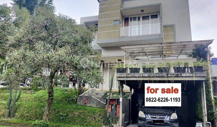 Rumah Murah Bagus Full Furnished di Cluster Di Cigadung, Bandung 1