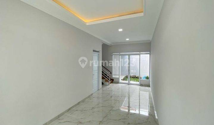 Rumah Baru Hadap Timur di Jl. Saturnus Selatan Komplek Margahayu Raya, Bandung 2