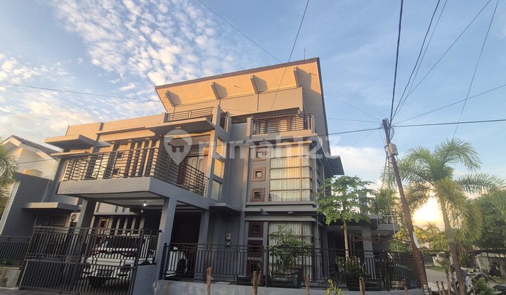 Rumah Mewah Posisi Sudut Bdi Full Furnished Pusat Kota Balikpapan 2