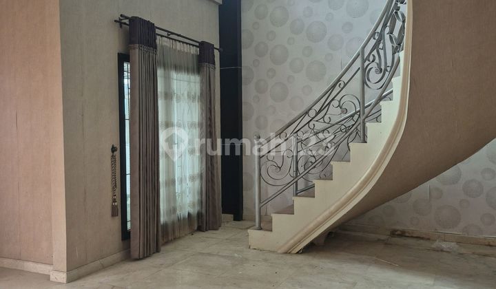 Rumah Mewah Jumbo Semi Granit Bebas Banjir Siap Huni 2