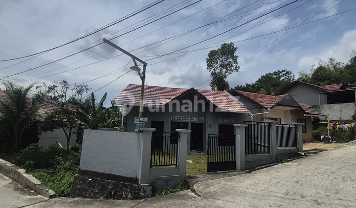 Rumah Posisi Sudut Lokasi Kilo 9 Perumahan Graha Wiyata Asri